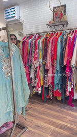 Aaina-e-Noor Kurta Set